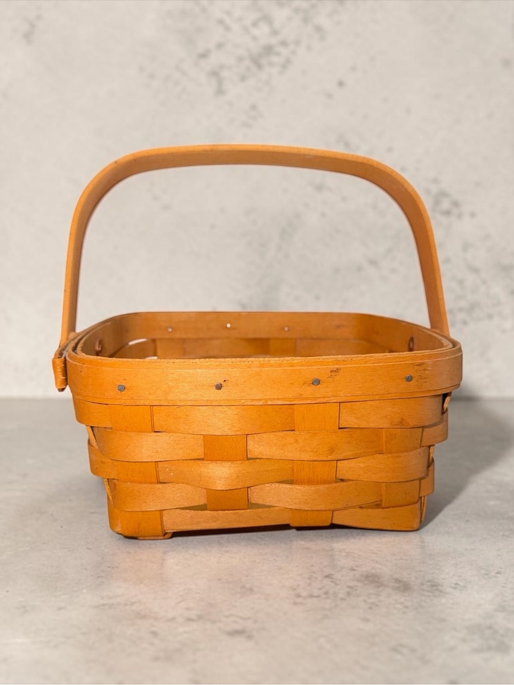 Vintage Longaberger Medium Berry Basket - 1999